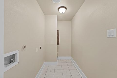 404 E Travis St, Mexia, TX 76667 photo 11