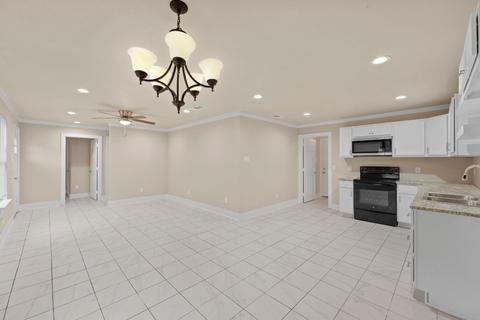 404 E Travis St, Mexia, TX 76667 photo 8