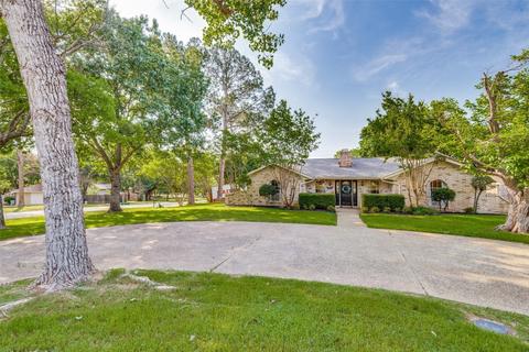 2201 Ingleside Dr, Grand Prairie, TX 75050