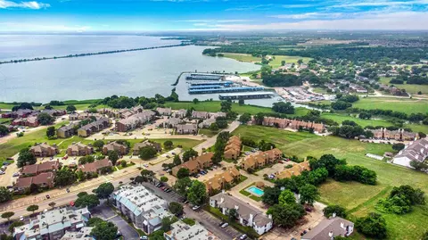 5805 Marvin Loving Dr #407, Garland, TX 75043
