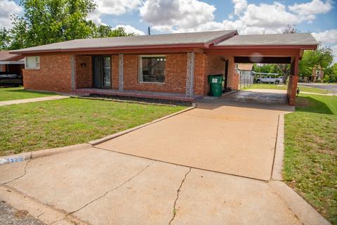 511 N River St, Seymour, TX 76380
