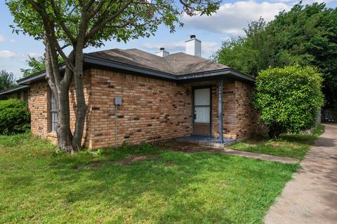 2410 Indigo Ln, Arlington, TX 76015