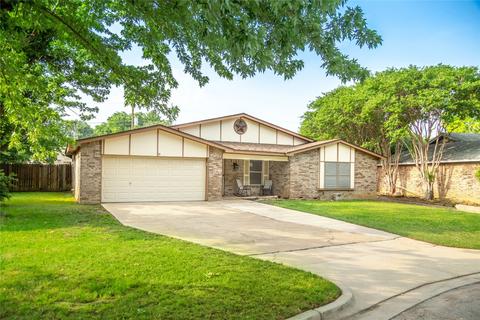 7117 Sweetbriar Ct, North Richland Hills, TX 76182