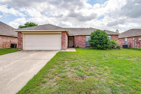 905 Cole Ave, Denton, TX 76208
