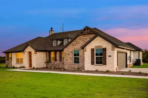 174 Chester Rd, Springtown, TX 76082