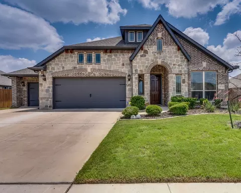 1814 Isabella Ct, Glenn Heights, TX 75154