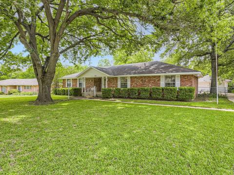 200 Jefferson Ave, Desoto, TX 75115