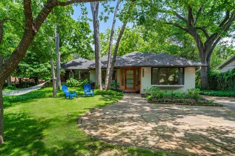 1057 Kessler Pkwy, Dallas, TX 75208