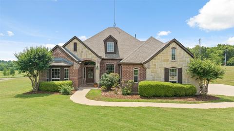 44 Hinton Ct, Van Alstyne, TX 75495