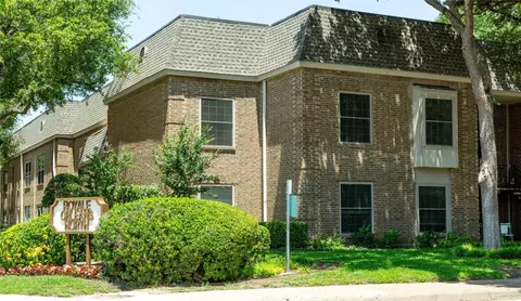 4426 Harlanwood Dr #204, Fort Worth, TX 76109
