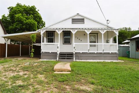 1204 Avenue B, Santa Anna, TX 76878