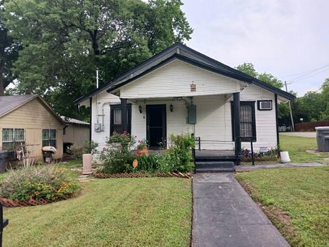 1600 Grinnell St, Dallas, TX 75216