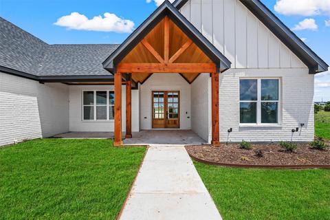 1039 Eagles Bluff Dr, Weatherford, TX 76087
