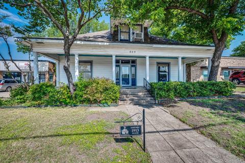 609 Ferris Ave, Waxahachie, TX 75165