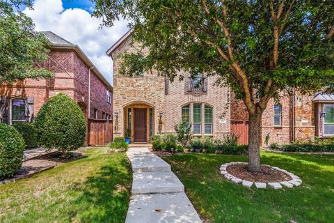 221 Carrington Ln, Lewisville, TX 75067