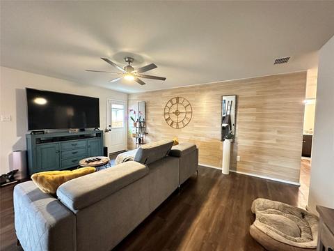 6016 Parkview Hills Ln, Fort Worth, TX 76179