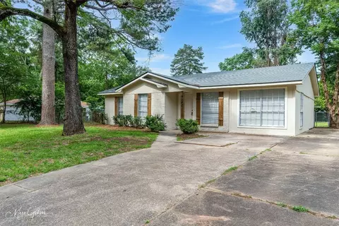 9042 Letha Ln, Shreveport, LA 71118