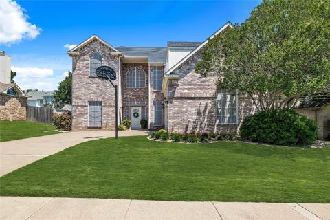 6821 Greenleaf Dr, North Richland Hills, TX 76182