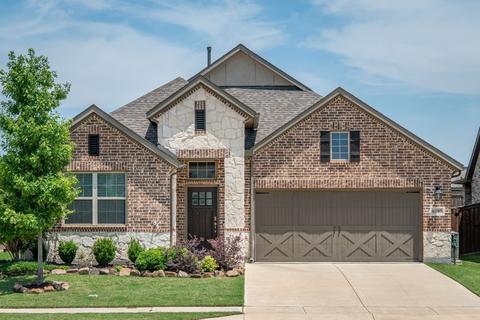 6103 Gloucester Dr, Aubrey, TX 76227