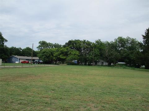 001 Crittendon St, Bridgeport, TX 76426