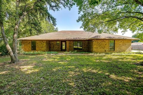 513 Ward Ln, Burleson, TX 76028