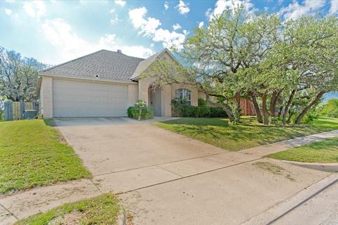 725 Ridgeway Blvd, Weatherford, TX 76086