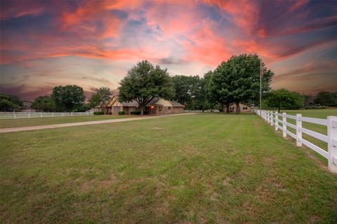 3503 Raintree Dr, Flower Mound, TX 75022