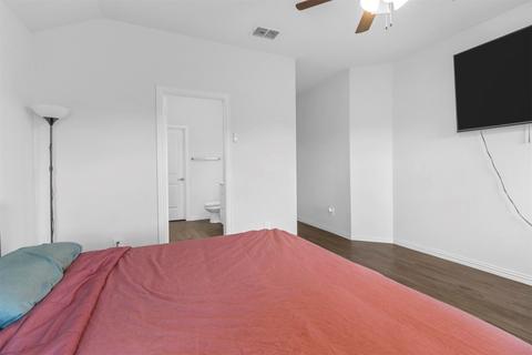 143 Willowbend Loop, Mabank, TX 75147 photo 13