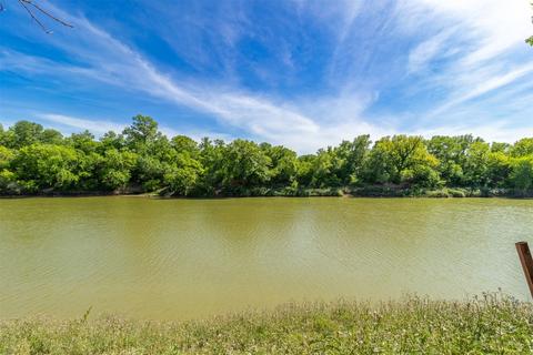 161 Chavez Trl # x, Weatherford, TX 76087
