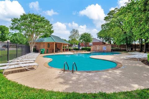 3840 Gessner Dr, Denton, TX 76210