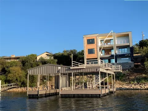 1016 Hells Gate Dr E, Graford, TX 76449