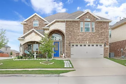 9429 Saltbrush St, Fort Worth, TX 76177