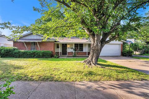 1317 Roberts Ave, Cleburne, TX 76033