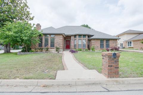 4220 Old Dominion Dr, Arlington, TX 76016