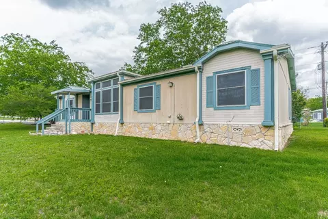 3312 Lake Dr, Granbury, TX 76048