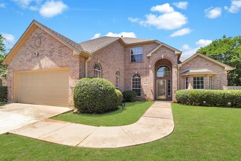 1805 Fairfax Dr, Mansfield, TX 76063