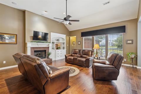 2404 Champlain Ln, Denton, TX 76210 photo 12