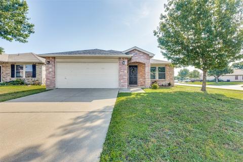 9200 Delano Ct, Fort Worth, TX 76244