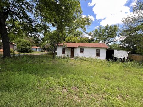110 W Austin St, Rising Star, TX 76471