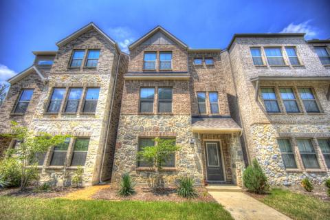 811 Cassandra Ct, Euless, TX 76040