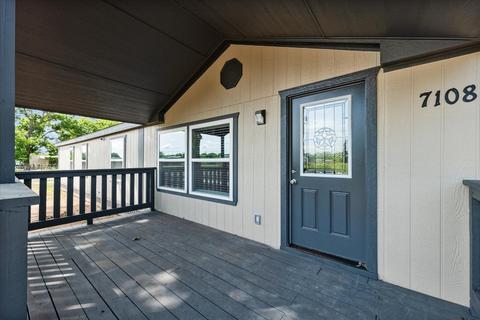 7108 Comanche Trl, Weatherford, TX 76087