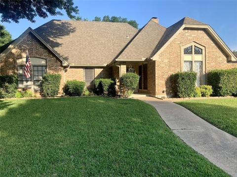 1611 Meadow Crest Ln, Mansfield, TX 76063