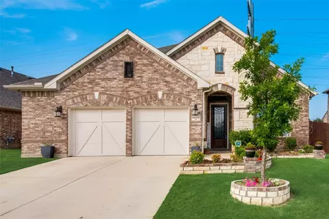 14713 Spitfire Trl, Roanoke, TX 76262