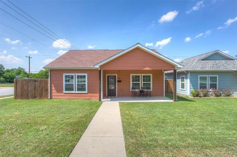 901 Glen Garden Dr, Fort Worth, TX 76104