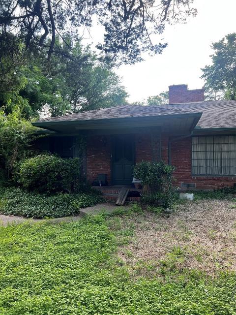 1637 Sylvan Ave, Dallas, TX 75208