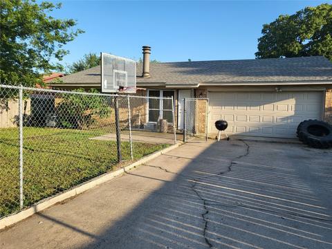 10515 Cradlerock Dr, Dallas, TX 75217