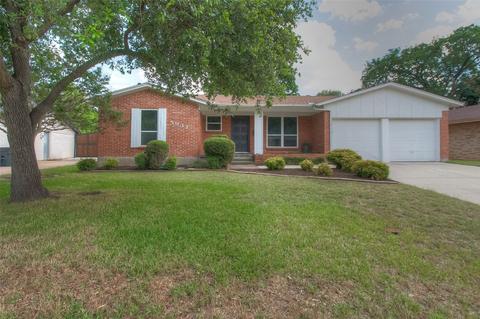 5933 Westcrest E Dr, Edgecliff Village, TX 76134