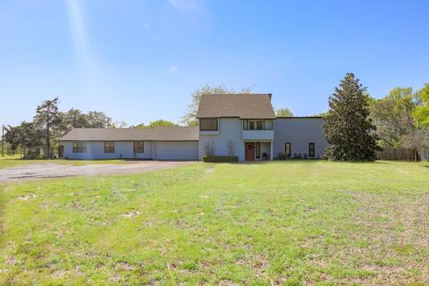 19817 Highland Pl, Whitehouse, TX 75791