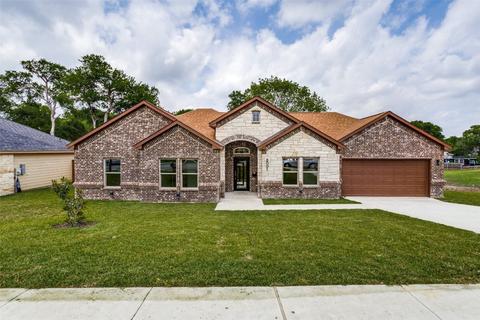 8001 Leigh Ann Dr, Dallas, TX 75232