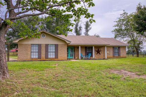 180 An County Road 455, Montalba, TX 75853